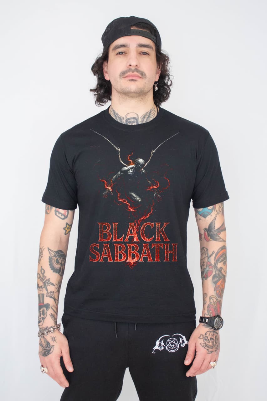 Camiseta Unissex  BLACK SABBATH 2