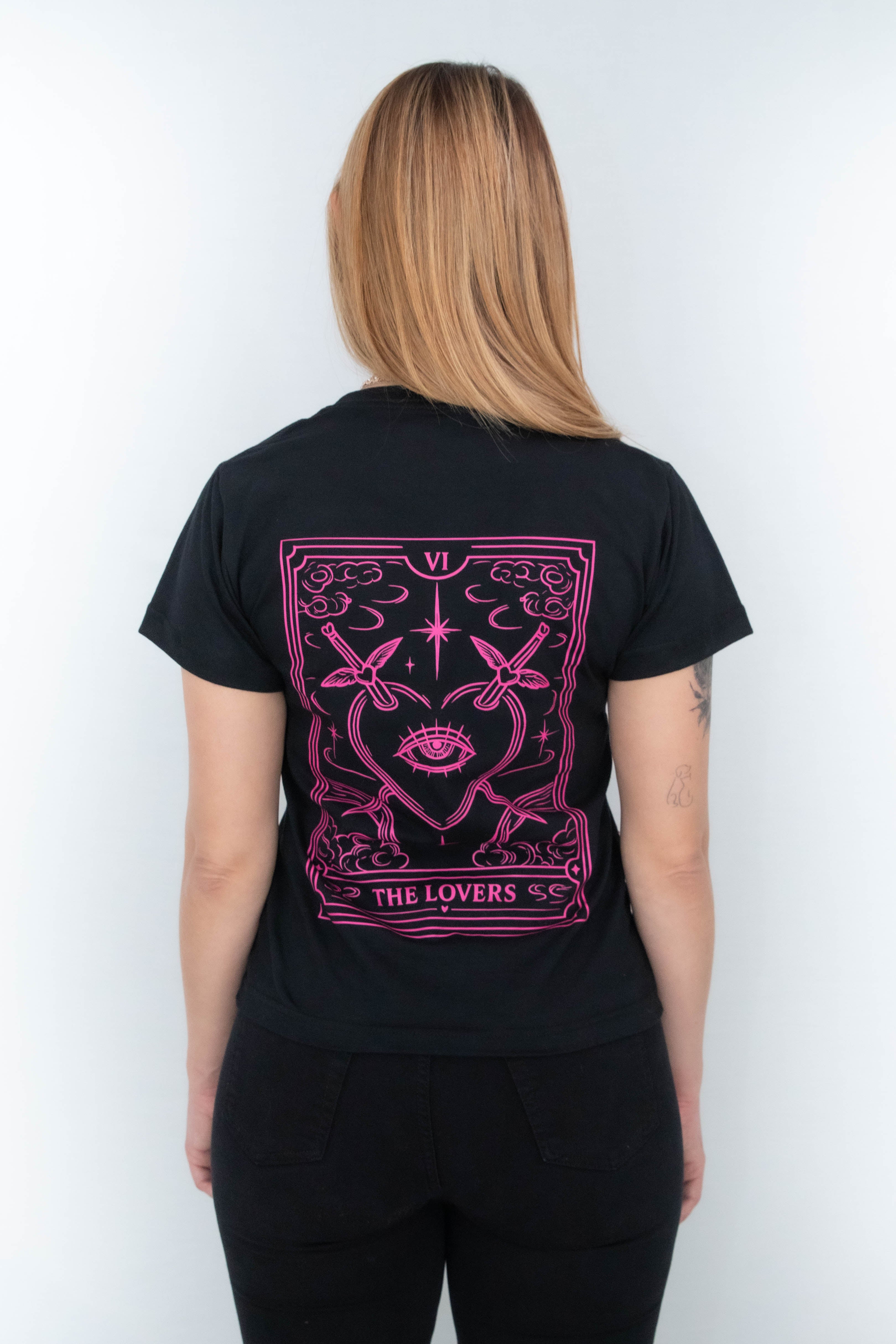 Camiseta Babylook Preta Os amantes