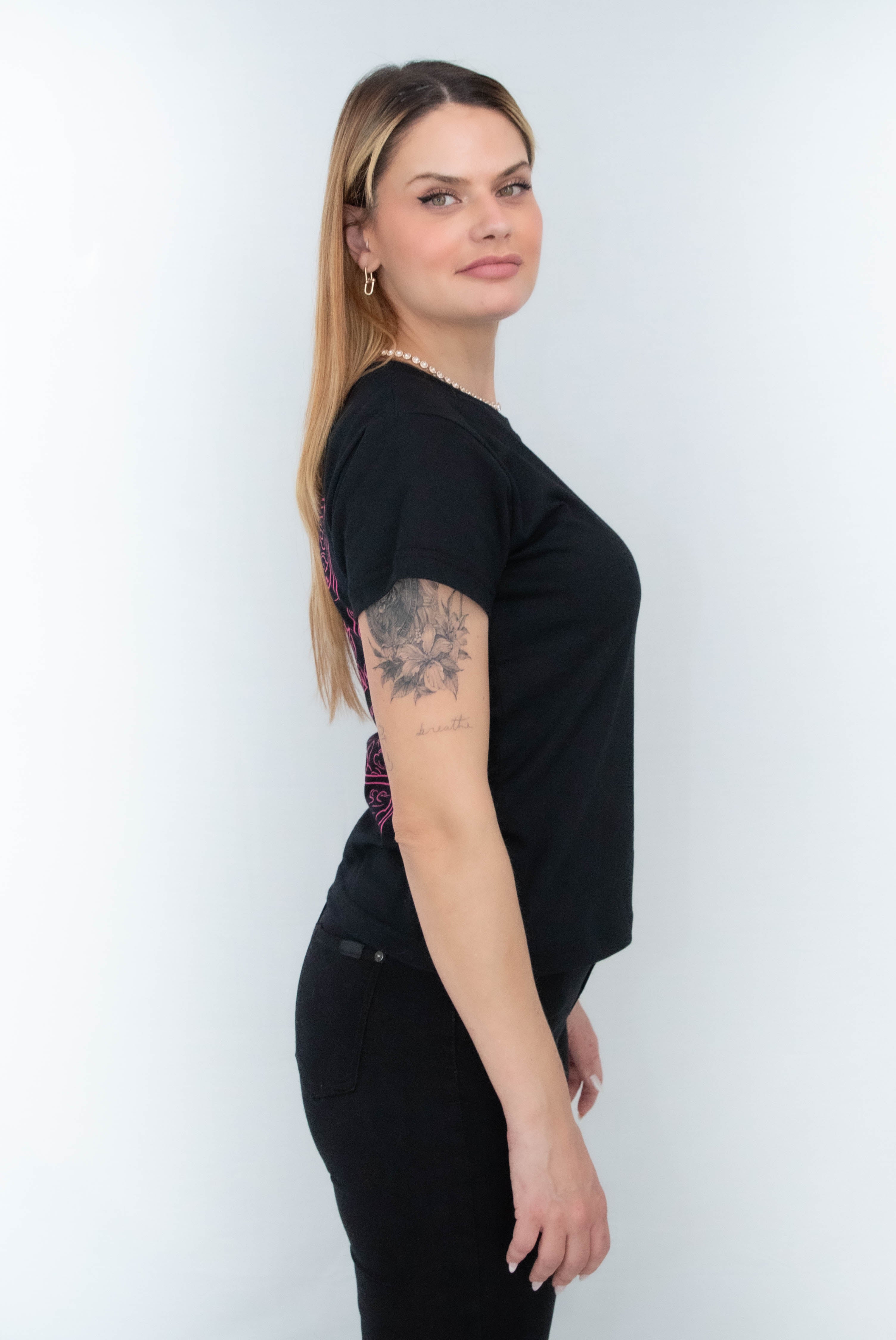 Camiseta Babylook Preta Os amantes