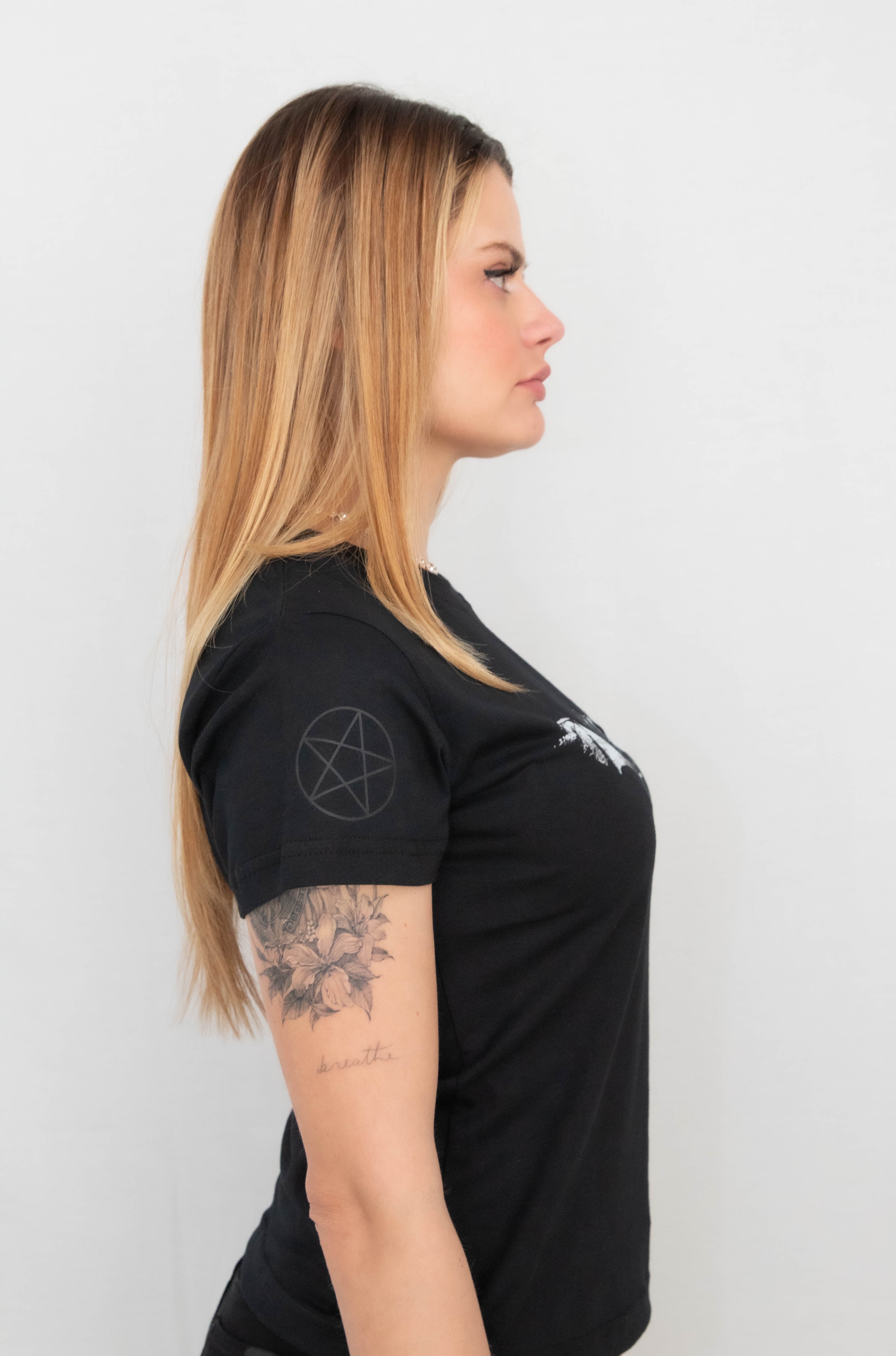 Camiseta Babylook Preta Morcego 13