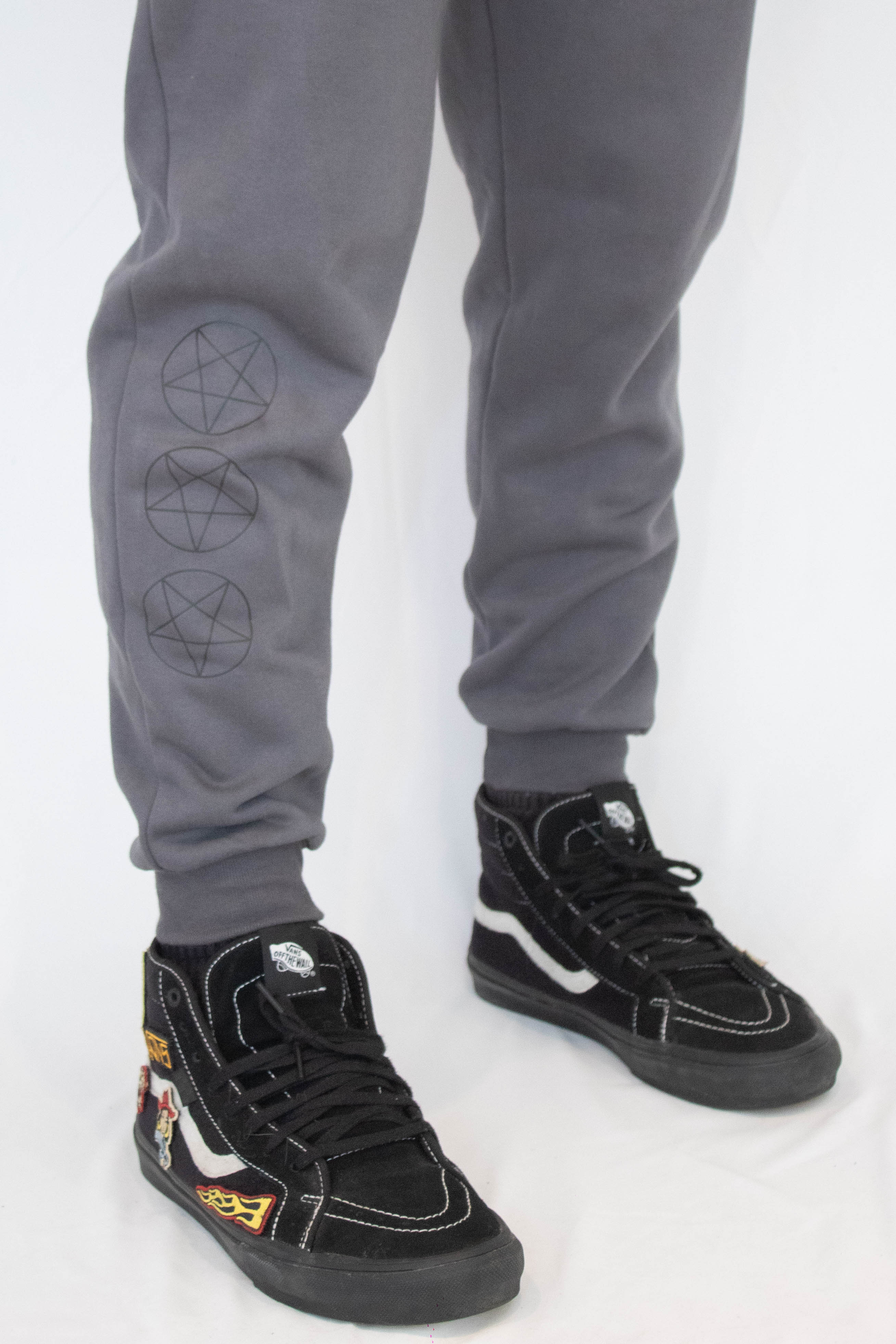 Calça Unissex Moletom com punho Raven's Pentagrama Cinza