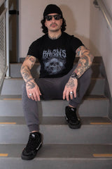 Camiseta Unissex preta Caveiras Raven's